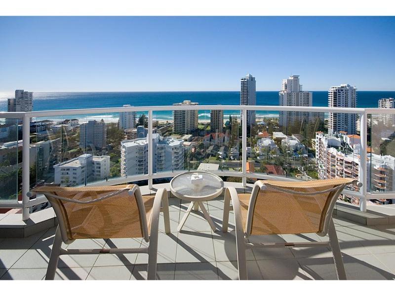 Deluxe Private Apartment And Studio - Ocean Views Gold Coast Exterior foto